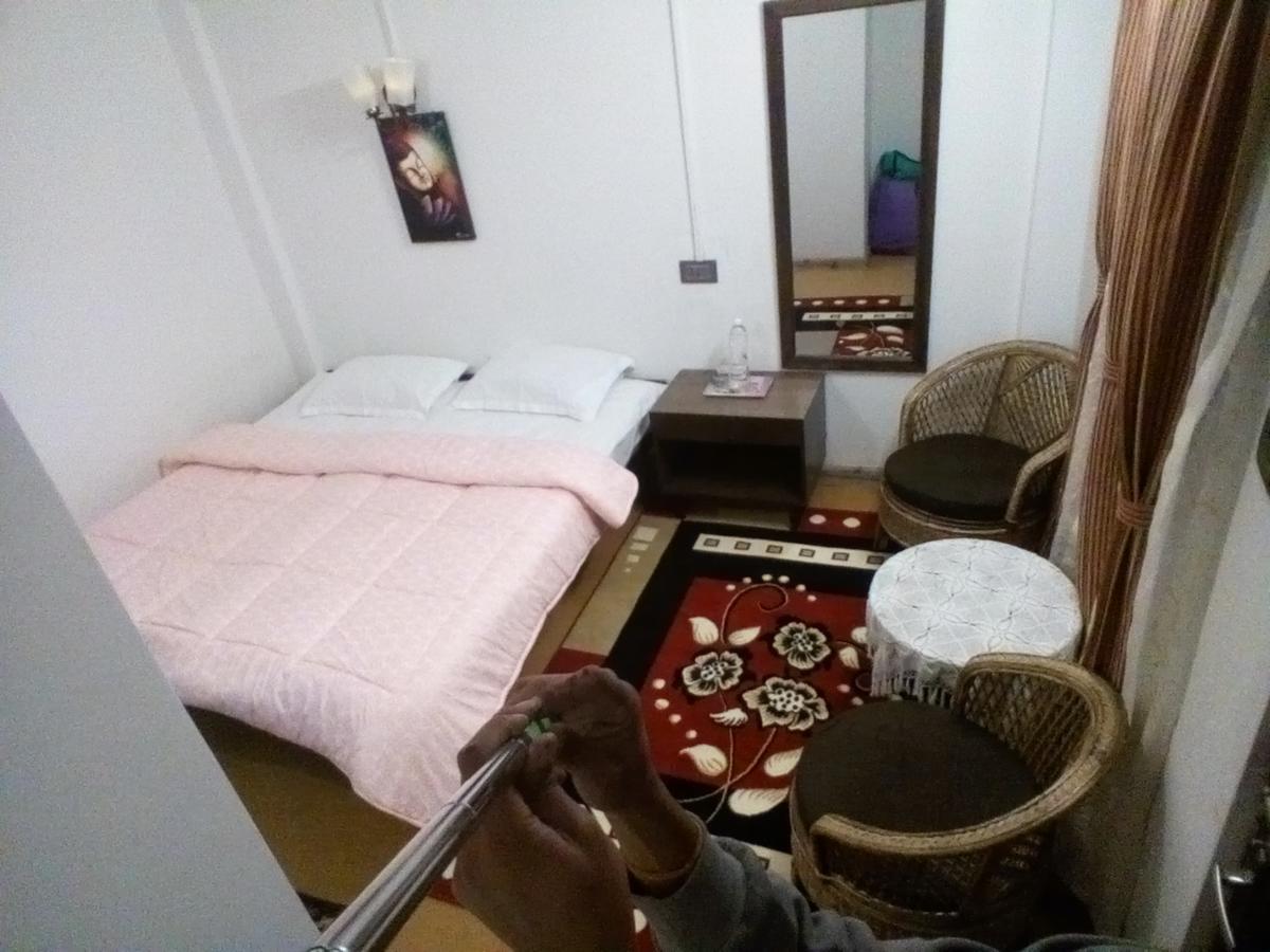 Himalayan Inn Homestay Дарджилинг Екстериор снимка