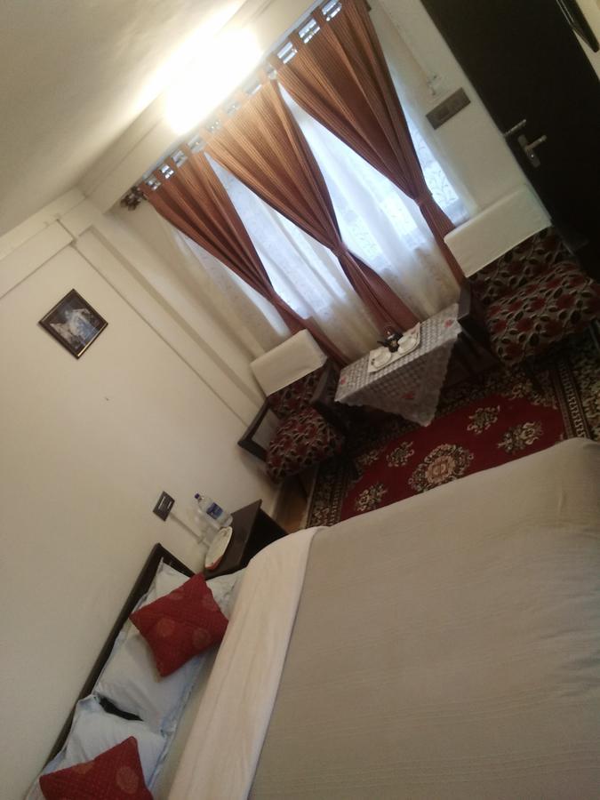 Himalayan Inn Homestay Дарджилинг Екстериор снимка